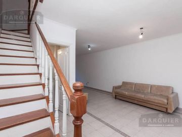 TRIPLEX EN ADROGUE VILLAGE