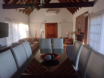 Cod 152 Alquiler y Venta, cerca de la playa y del centro!