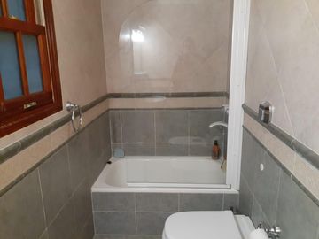 Cod 152 Alquiler y Venta, cerca de la playa y del centro!
