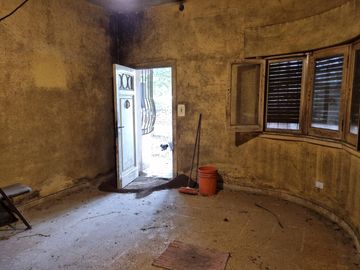 Venta Terreno con casa a reciclar - Ricardo Rojas- Tigre