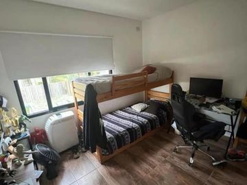 Casa en venta - 3 Dormitorios 2 Baños - Cocheras - 299Mts2 - Ituzaingó