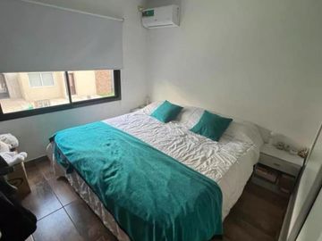 Casa en venta - 3 Dormitorios 2 Baños - Cocheras - 299Mts2 - Ituzaingó