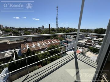 Departamento en venta, 2 ambientes, en Quilmes - Con cochera - Apto Crédito