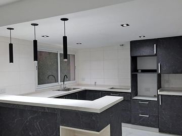 VENTA CASA MAS DEPARTAMENTO, A ESTRENAR  Y PILETA EN VILLA DEL LAGO AZUL A 500 M LAGO SAN ROQUE , SIQUIMAN. REF: 1793.
