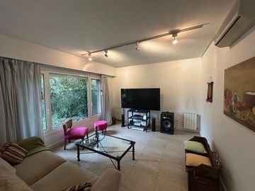 Espectacular casa en Lomas de San Isidro - Inmejorable zona