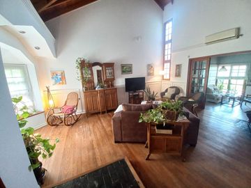 Casa venta Burzaco