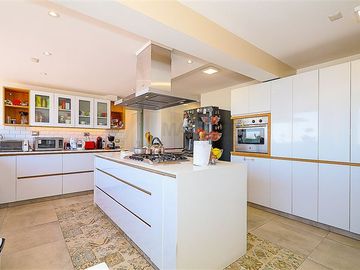 Departamento en Venta en El Golf