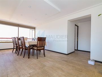 Departamento en Venta en El Golf