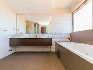 Departamento en Venta en El Golf
