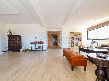 Departamento en Venta en El Golf