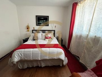 Se vende casa exclusiva en Serena Centro