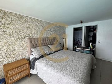 Se Vende Penthouse de 3 niveles en Laguna del Mar