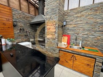 Se Vende Penthouse de 3 niveles en Laguna del Mar