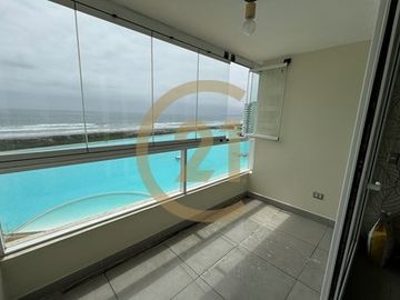 Se Vende Penthouse de 3 niveles en Laguna del Mar