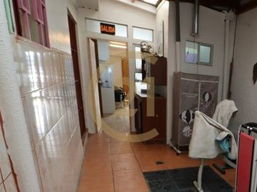 Venta Casa para Local Comercial