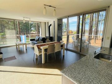 Venta Casa 3 dormitorios - Complejo La Aldea Club de Campo