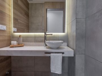 Venta Departamento 2 dormitorios-2 baños  - Microcentro