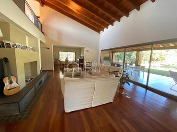 IMPORTANTE PROPIEDAD EN VENTA EN ALTOS DEL CHATEAU