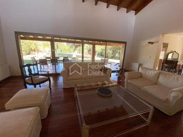 IMPORTANTE PROPIEDAD EN VENTA EN ALTOS DEL CHATEAU