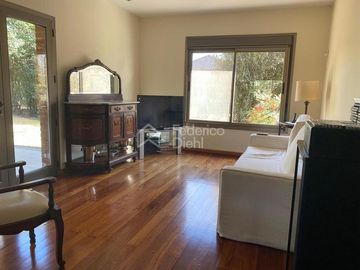 IMPORTANTE PROPIEDAD EN VENTA EN ALTOS DEL CHATEAU