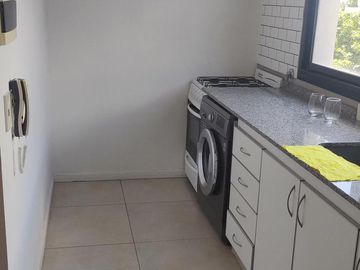 Departamento en venta - 2 ambientes con cochera  - San Fernando