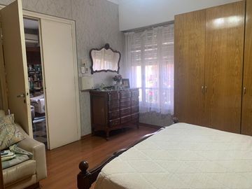 Venta casa 3 dormitorios, cochera, jardín y pileta - ARROYITO