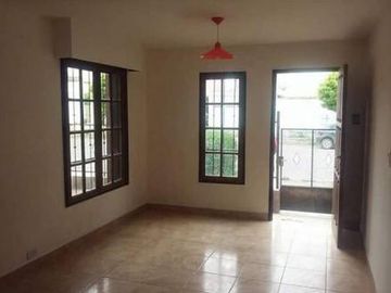 Casa en venta - 2 dormitorios 1 baño - 170mts2 - Rawson