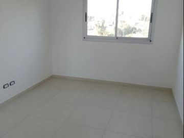 PH en venta - 2 Dormitorios 1 Baño - 110.5Mts2 - Morón