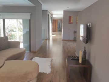 Casa en Club de Campo Abril