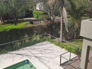 Casa en Club de Campo Abril