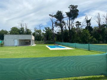 Quinta en venta en Junin, barrio cerrado.