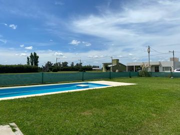 Quinta en venta en Junin, barrio cerrado.