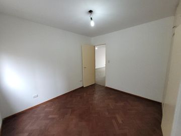Venta Departamento un dormitorio  barrio Martin Con Balcon