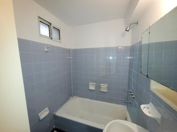 Venta Departamento un dormitorio  barrio Martin Con Balcon