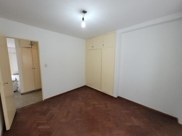 Venta Departamento un dormitorio  barrio Martin Con Balcon