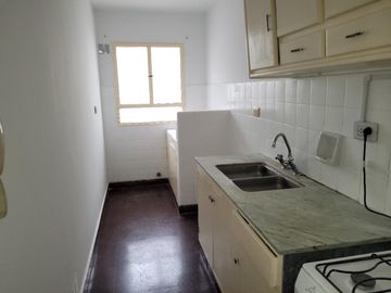 Venta Departamento un dormitorio  barrio Martin Con Balcon