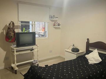 PH en venta - 3 Dormitorios 1 Baño - 80Mts2 - Rafael Calzada