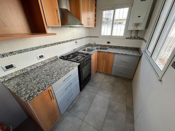 Departamento de 3 ambientes hecho a nuevo  - Wilde