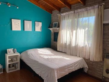 Casa en venta - 4 dormitorios 2 baños - 180mts2 - Escobar