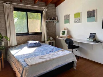 Casa en venta - 4 dormitorios 2 baños - 180mts2 - Escobar