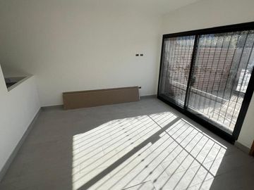 Dúplex Adrogué - Carlos Pellegrini 1022