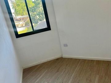 Dúplex Adrogué - Carlos Pellegrini 1022