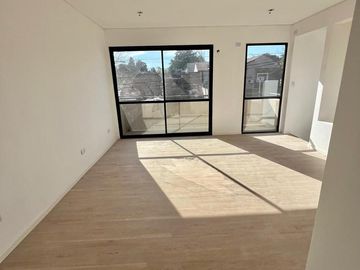 Dúplex Adrogué - Carlos Pellegrini 1022