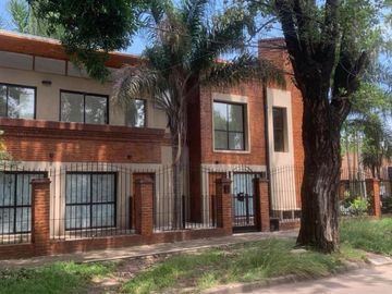 Dúplex Adrogué - Carlos Pellegrini 1022