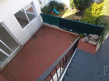 PH en 2 dorm terraza play cochera.  Venta con renta. Toma menor valor o prop en USA