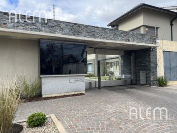 Casa en  pleno lomas de zamora oeste