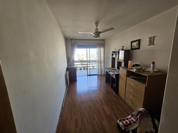 Departamento 4 dormitorios con cochera en B° Cofico (APPTO BANCOR)