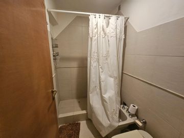 Departamento 4 dormitorios con cochera en B° Cofico (APPTO BANCOR)