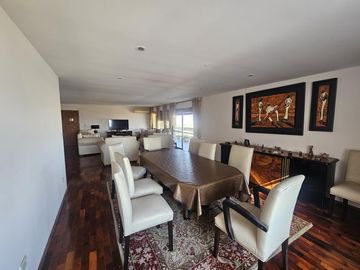 Departamento 4 dormitorios con cochera en B° Cofico (APPTO BANCOR)