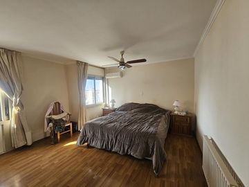 Departamento 4 dormitorios con cochera en B° Cofico (APPTO BANCOR)